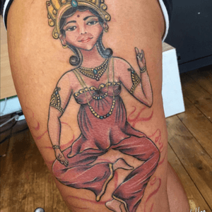 Completed this White Tara piece today on Emma. She's sits amazingly well!! Loved doing creating this piece and would be open to suggestions for something similar....PM me or email:clairebraziertattoo@gmail.com ✌🏻️ Proudly sponsored by @tattoolandsupplies #teamtattooland #tattoolanduk #tattoos #tattoo #worldfamousinks @worldfamousinks #ukartist #ukrealtattooists #tattoocollective #uktta #phoenixbodyart #clairebraziertattoo #shropshire #tara #whitetara #buddhatattoo #buddhism #hindu #tibetan #goddess #motherhood #bridgnorth #yoga #peace