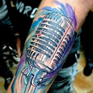 #tattoo#tattoomusic #abstracttattoo #watercolortattoo 