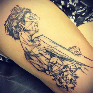 My tattooists own design, really love it ❤️❤️