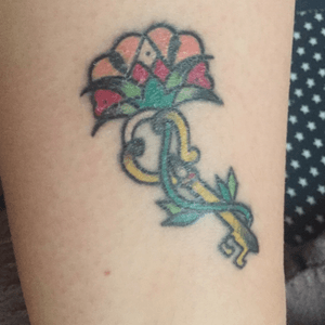 My first colour tattoo, done my La Mala Carola at the Amsterdam Tattoo Convention 2016. I had a different tattoo planned for that day but couldn't find an artist to do that tattoo (I'll get it later this year though). 