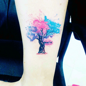 Little something I did today ✨🌹 #ink #tattoo #tree #tattooshop 