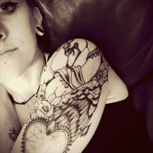 Tattoo on me.. #swan #SwanTattoo #neotrad #neotraditional #tattoo #tattoolove #wip #workinprogress 