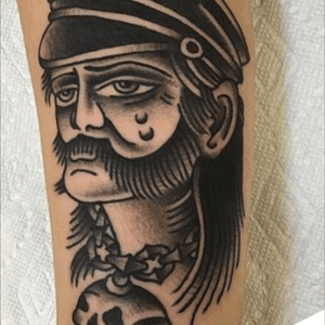 Love this #lemmy tattoo 