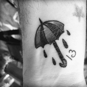 By Frenchie at Lucky Cat in Glasgow for friday 13 flash day