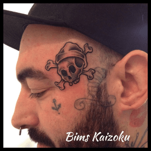 #bims #bimstattoo #bimskaizoku #wiz #blx #blackink #blxckink #blackwork #blxck #blxckwork #tattoo #tatouage #tattooartist #tatuagem #tattoos #tattooed #pirate #pirates #tattooface #скучно #skull #graffiti #paris #paristattoo #paname #france #8emeencre #champselysees #laplusbelleavenuedumonde #cover