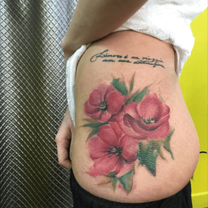 Poppy FlowerOriginal design anf tattoo by Kaiser SinSince Tattoo Studio Hong Kong#Poppy #poppyflower #flower #floraltattoo #flowertattoo #colour #watercolor 