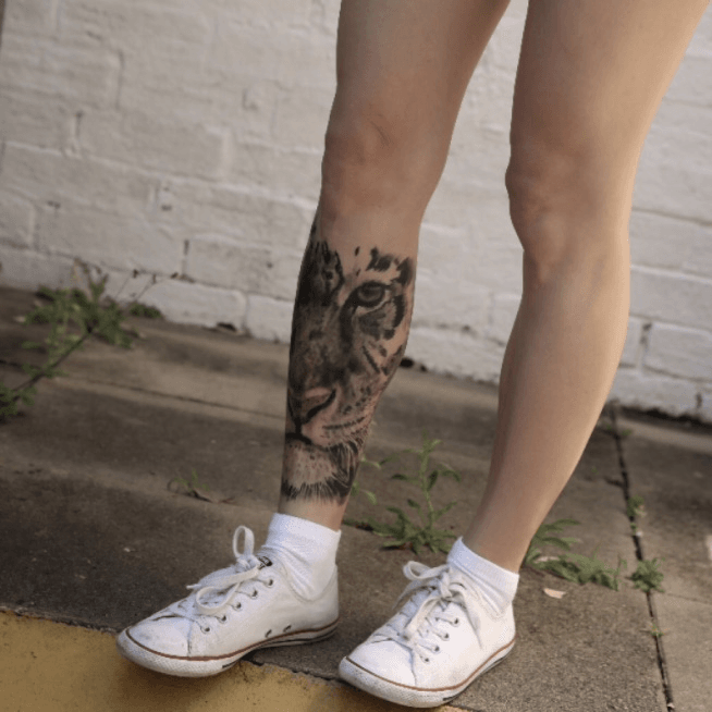 20 Beautiful Leg Tattoo Ideas for Women  Moms Got the Stuff