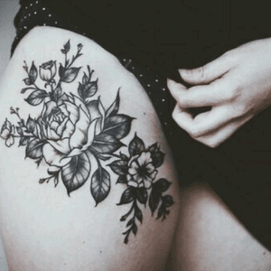 Black and white thigh flowers