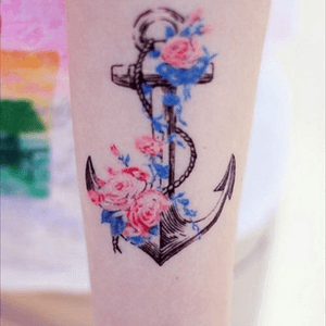 Anchor, unknow artist.  #anchor #flowers #delicate #minimalcolor 