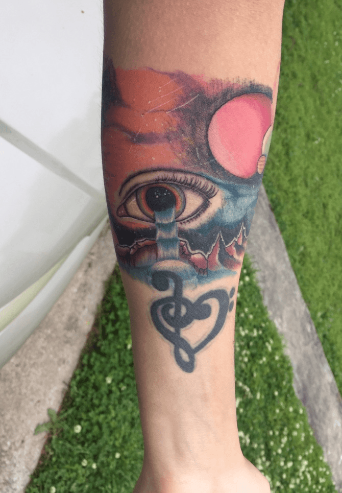 Dallas Tattoo And Arts Company on Instagram Trippy traditional eye by  groovyhippie  done here dallastattooandarts      tattoo tattoos  traditionaltattoo
