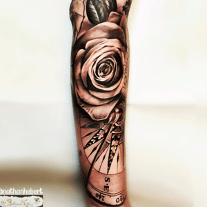 Wow! I Love this sleeve! Pale Pinks are beautiful #sleeve #pinkrose #compass 