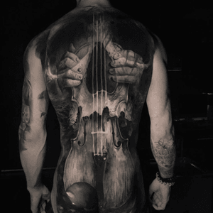 #skull #guitar #hands 