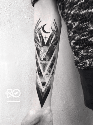 By RO. Robert Pavez • Night Lords II ➖ Studio Zoi tattoo Stockholm 🇸🇪 • 2018  • #engraving #dotwork #etching #dot #linework #geometric #ro #blackwork #blackworktattoo #blackandgrey #black #tattoo #fineline