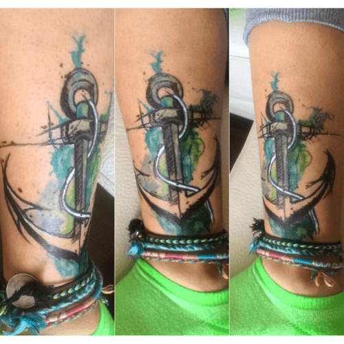 For the love of #anchor ,  #sea , #bodyart , #sketch , #watercolor and #tattoos  Sharpies on legs. 