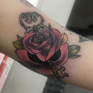 Rose 2 key the first half of a padlock and key idea to connect my half sleeve together before turning it into a full sleeve 💉❤