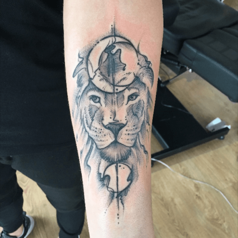 Tattoo uploaded by Luciano Dias • Lion tattoo with geometric framing and  full moon tattoo made by me in Califórnia, Brasil. #lion #blackandgray  #realistic #moon #fullmoon #geometric • Tattoodo