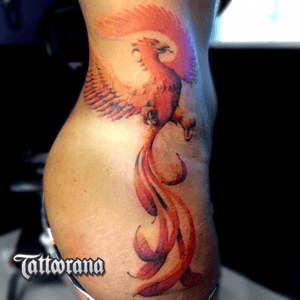 #tattoorana #alextakahashi #phoenixtattoo #birdtattoo #tattooedwomen 
