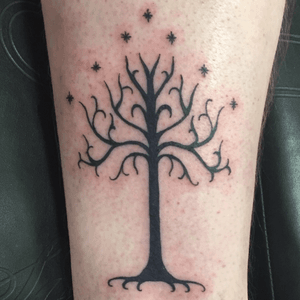 Tree of Gondor on Ian. #lordoftherings #black #gondor #treeofgondor #nerdtattoos 