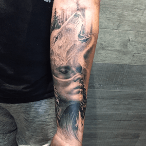 American Native girl and wolf by JR.Verger (@VergerTatoo) #indian #native #nativeamerican #and #wolf  #workinprogress @blackscorpionink  @sorrymomtattoo @radiantcolorsink #tatuaje #tatuajes #ink #inked #inkedup #tattooworldwide #tattoocircleworldwide #radiant #radiantcolorsink #sorrymomtattoo #tattooartist #tattooart #tattooartistmagazine #tattooartwork