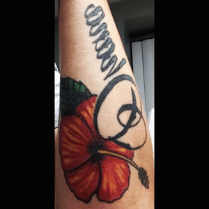 Close friend had a yellow hibiscus with red lines so just reversed it. Ohana is for my grandmother, she loved the holidays cause all of her family got together. #hibiscustattoo #ohanameansfamily #LiloandStitch 