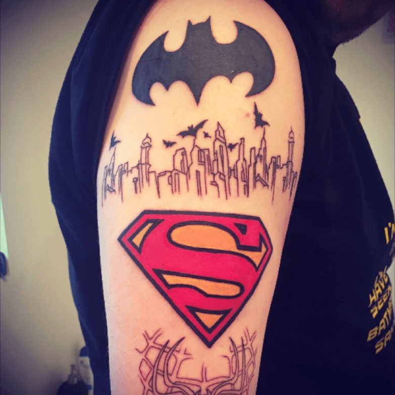 Superman in Batman Tattoo  Walyou