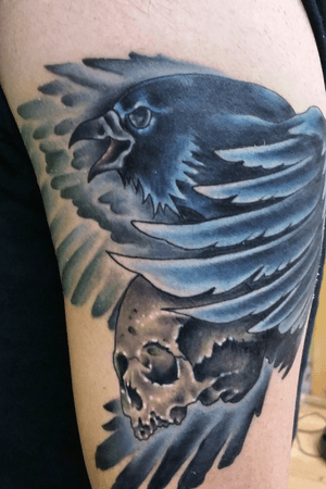 Crow/skull theme. 