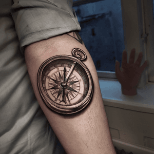 #tattoocompass #compass #compasstattoo #compassdesigns #armtattoo #tattoooftheday #tattoodo #wip 