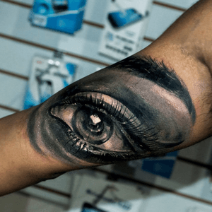 #eye#eyetattoo tattoo artist Quito-Ecuador instagram@danyepeztattoo 