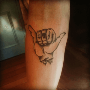 Shaka tattoo at Shinko Tattoo, Albion, Brisbane. #shaka #forearm #brisbane #shinkotattoo 