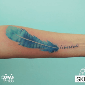 #iristattoo #feather#word #blue 