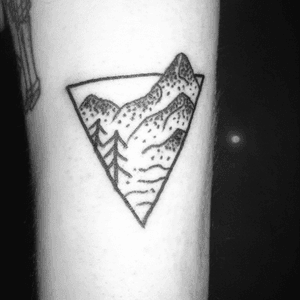 #triangle #mountains #trees 
