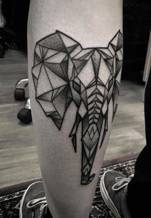 Done by Andy van Rens - Resident Artist.                       #tat #tatt #tattoo #tattoos #amazingtattoo #ink #inked #inkedup #geometric #geometry #geometrictattoo #geometrictattoos #dot #dotwork #dotworktattoo #tattoolovers #inklovers #art #culemborg #netherlands