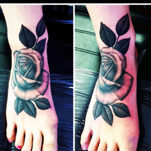 #tattoo #foottattoo #rose #blackandgrey #girlswithtattoos #love 
