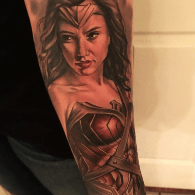 Realistic Wonder Woman tattoo | Wonder woman tattoo, Viking warrior tattoos,  Warrior tattoos