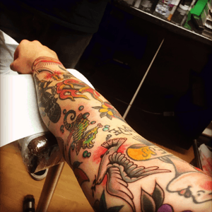 Old school sleeve by olly furze #oldschool #traditional #colour #brightandbold #sleeve #dove #seahorse 
