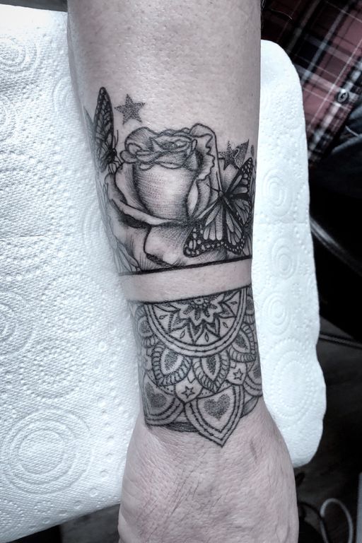 Flash tattoo