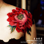 #ziyoutattoo#flowers #redflower #shoulder 