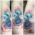 Custom little alien done by me(Brent) ar Delta 9 Tattoo Company #alien #alientattoo #kush #trippy #outerspace #neotat #needlebeerotary #stencistuff #pink #purple #purp #ibelieve 