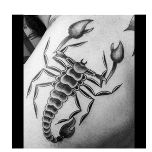 Scorpion tattoo I made, full back proyect #traditionaltattoo #tradtattoo #besttradtattoos #allblack #allblacktattoo #blacktraditional 