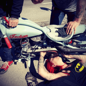 Team up, digg in, get dirty, make it home! #inked #ink #indian #motorcycle #indianmotorcycle #mc #dirty #mechanical #batman #tattoos #tattoo #tattooed #redhead #girlscan #girlswithtattoos 