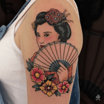 iditch@hotmail.fr #iditch #tattoo #mojitotattoo #toulouse #traditionaltattoo #geisha #handfan #japanese 