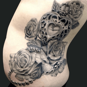 Big rose piece #rose #tattoo 
