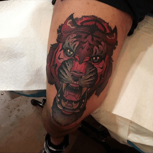 Red tiger head by @glubbock 