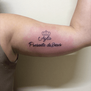 Homenagem pra filha, tatuagem frase feita em 20 minutos.