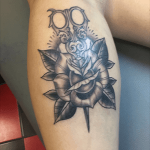 Second tatt and its A rose and cutting shears for my passion as being a hair dresser #cosmo #shears #hairdresser 