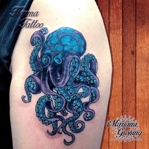 Coverup with octopus #tattoo #marianagroning #karmatattoo #cdmx #MexicoCity #watercolor #watercolortattoo #watercolortattooartist 