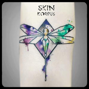 #geometric #watercolor #watercolortattoo #dragonfly #dragonflytattoo #animal made  @  #absolutink by #skinkorpus #watercolorartist #tattooartist