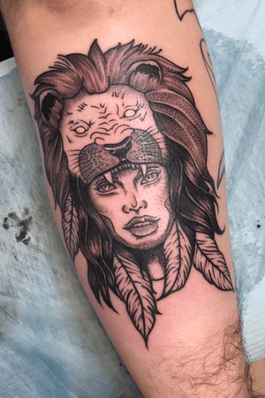 Neotraditional black and grey warrior woman 