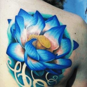 Would be a dream come true if I get this beautiful and magic lotus flower by the great Amy James #dreamtattoo