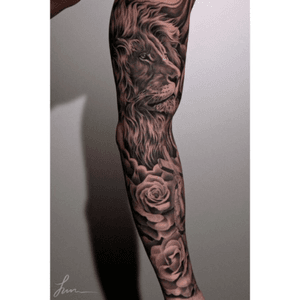 Lion and rose tattoo sleeve #lion #rose 